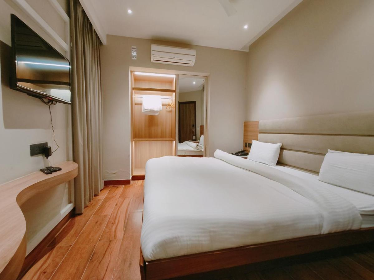 Aura Rooms Dehradun Exterior foto